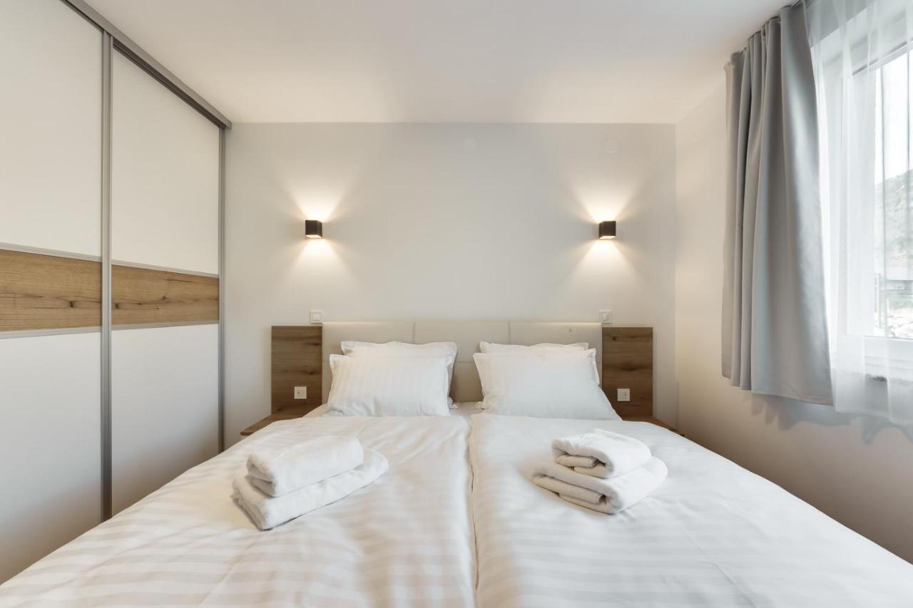Chic Apartments With Balcony And Spa In Mojstrana Extérieur photo