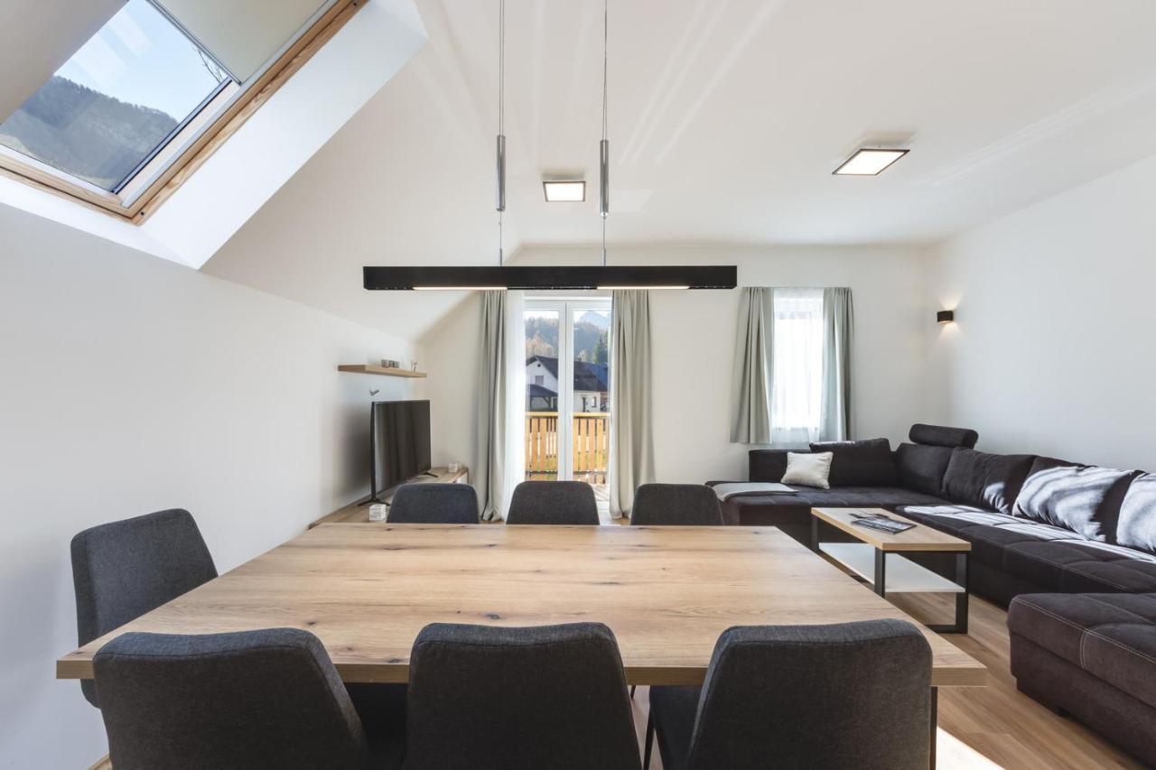 Chic Apartments With Balcony And Spa In Mojstrana Extérieur photo