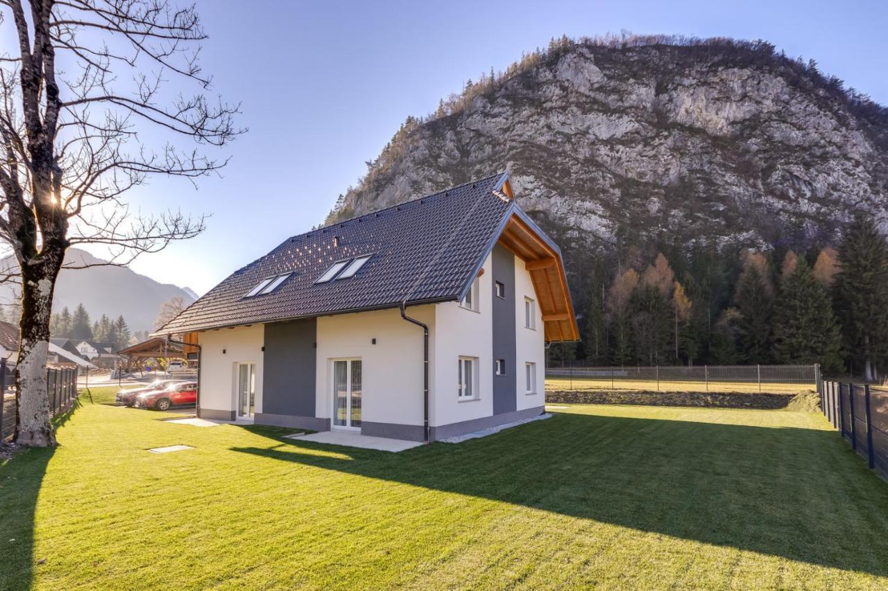 Chic Apartments With Balcony And Spa In Mojstrana Extérieur photo