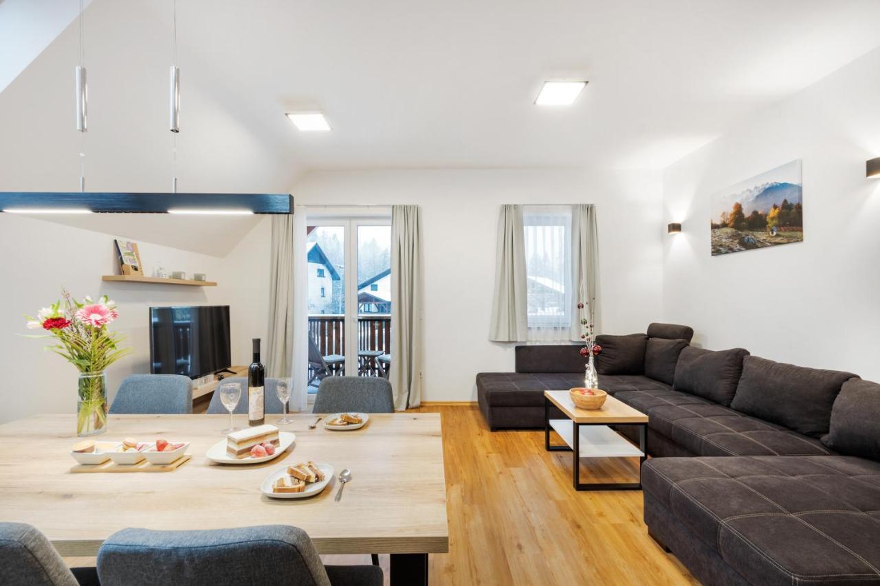 Chic Apartments With Balcony And Spa In Mojstrana Extérieur photo
