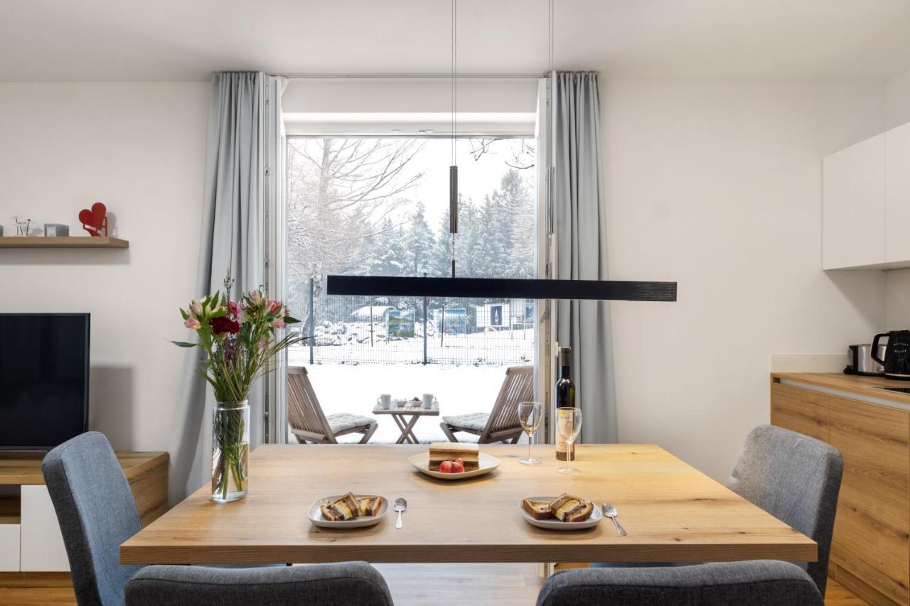 Chic Apartments With Balcony And Spa In Mojstrana Extérieur photo